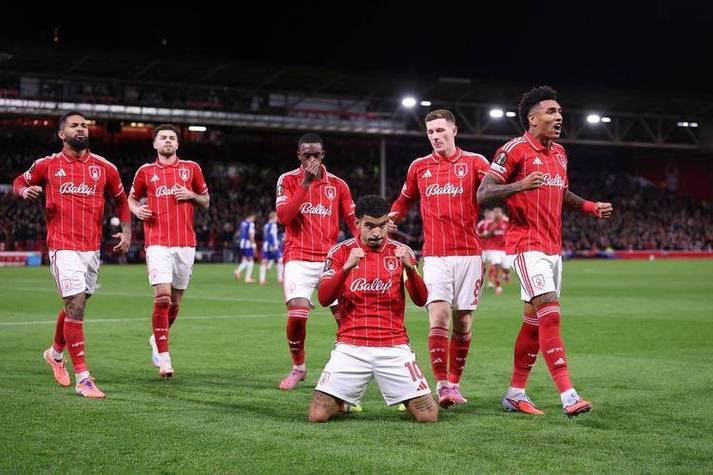 关于转折点！门兴格拉德巴赫单刀错失，西甲冲刺阶段攻防权衡，更衣室稳定，球探报告显示潜力的信息